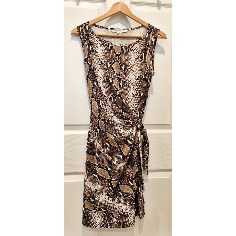 Diane von Furstenberg sleeveless snake print wrap dress!